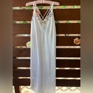 Women's VTG California Dynasty white  night gown statin size L